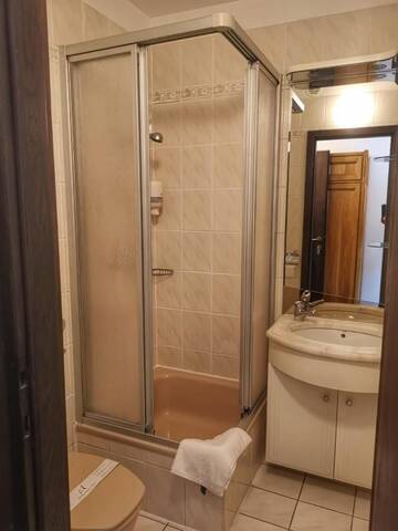 Фото номера Одноместный номер Отели типа «постель и завтрак» Adriano Spa г. Устронь 2